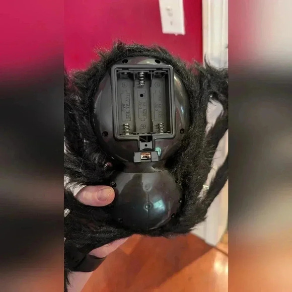 EUC Light Up Spider Halloween Decoration - Picture 7 of 8